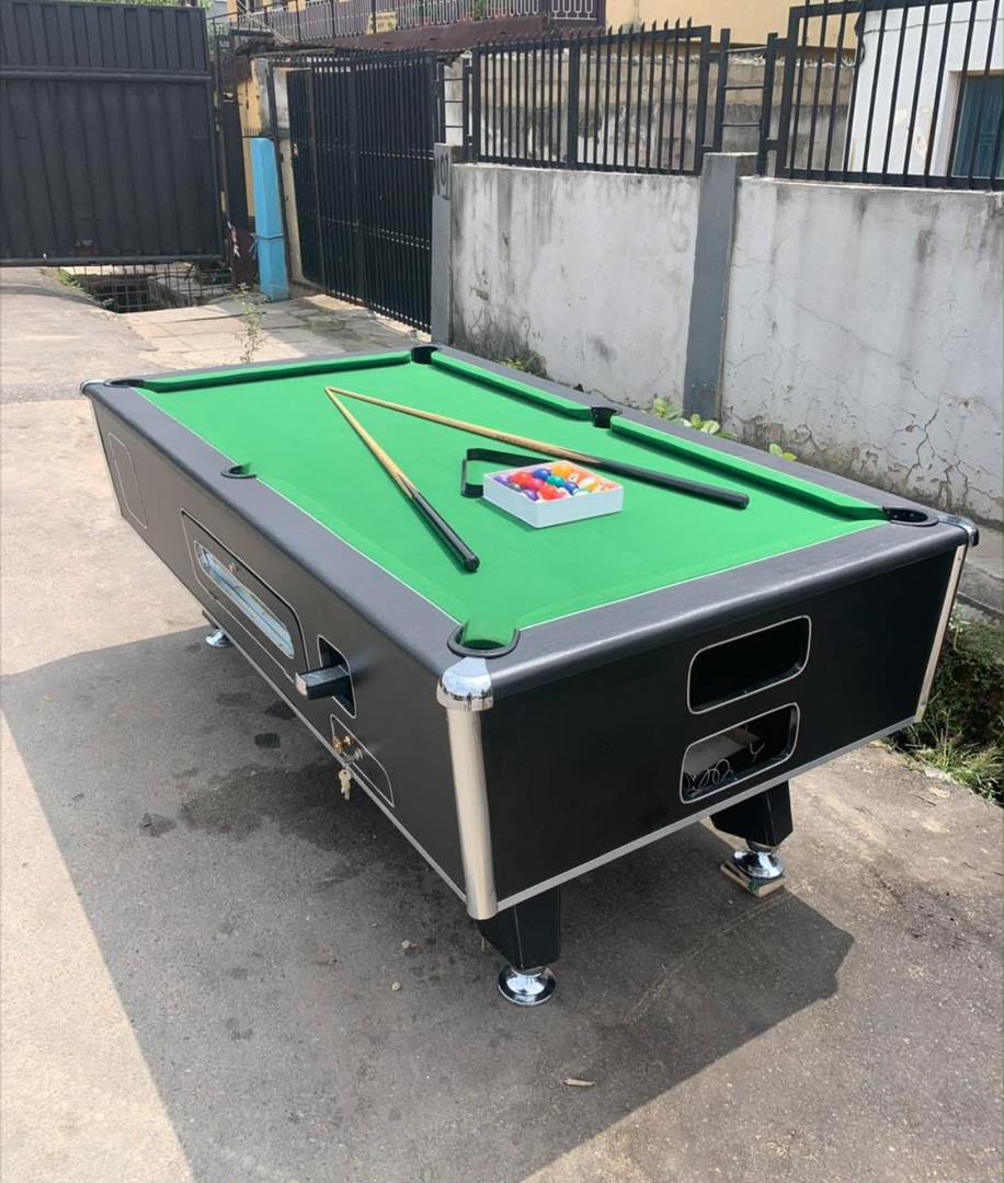 Coin Snooker Board with full accessories